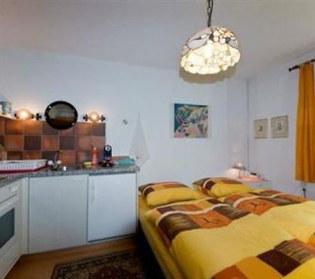 Studio In Chasa Quirin Зернез Екстериор снимка